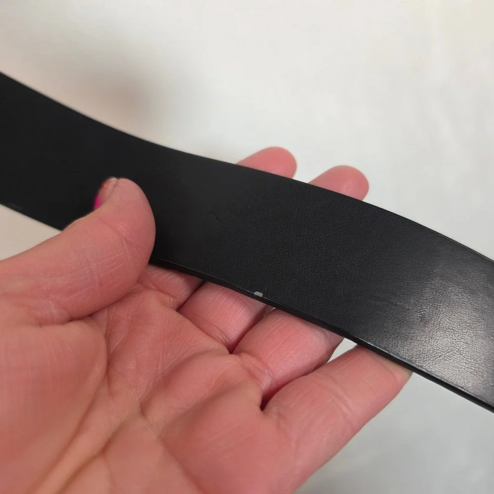 Guess Belt Mens 32 Black Silver Buckle Minimalist Preppy Old Money Business